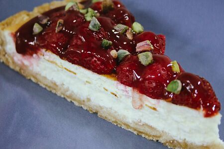 Чизкейк с клубникой