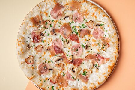 It пицца Карбонара