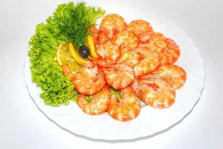 Креветки отварные