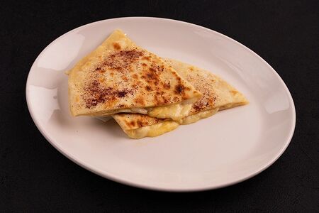 Кутаб с сыром