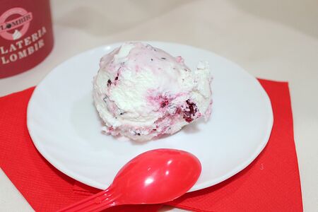 Мороженое Хмельная вишня