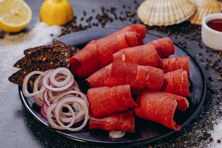 Строганина из Северной Оленины