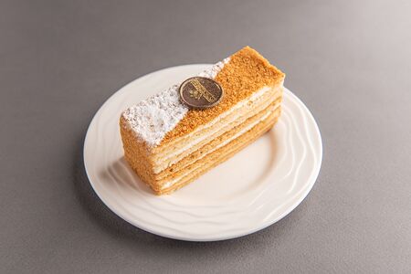 Торт медовый