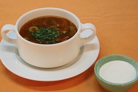 Солянка мясная сборная