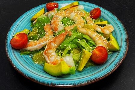 Салат с креветками