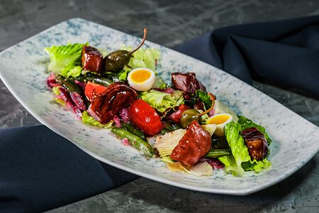 Нисуаз с татаки из тунца