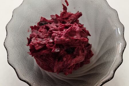 Свекольный с черносливом