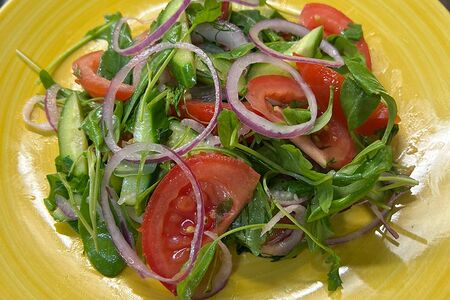 Овощи и руккола