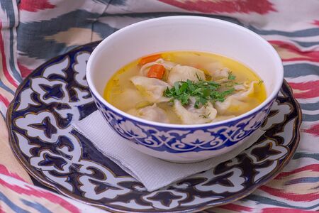 Чучвара с бульоном