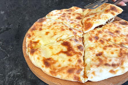 Хачапури с картофелем и сыром