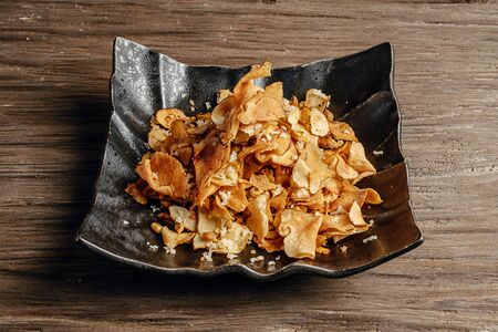 Артишоки c кедровыми орехами