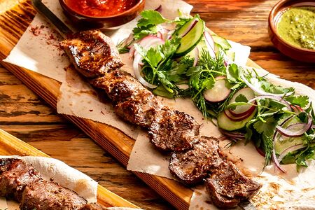Кахетинский шашлык из говяжьей вырезки