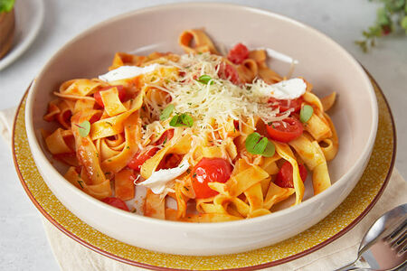 Фетучини с томатами