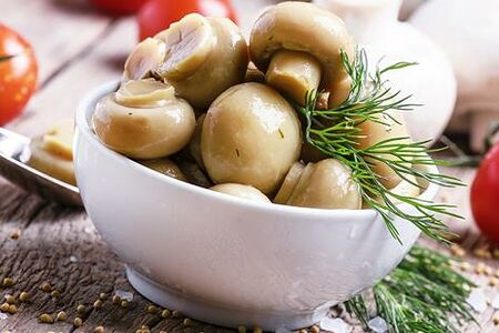 Шампиньоны маринованные