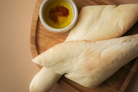 Шотис-пури с кахетинским маслом