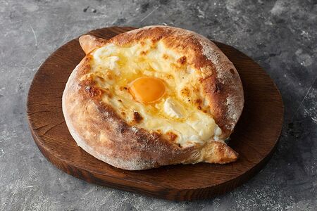 Хачапури по-аджарски