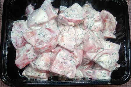 Салат Томаты с чесноком