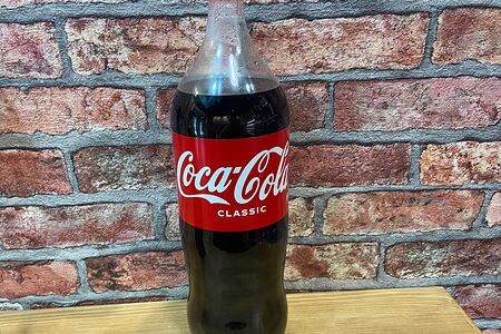 Газированный напиток Coca-Cola Classic