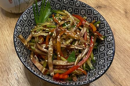 Салат Свиные ушки