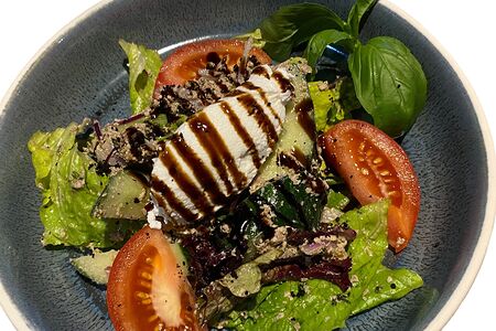 Салата од рикоте