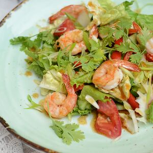 Салат с креветками