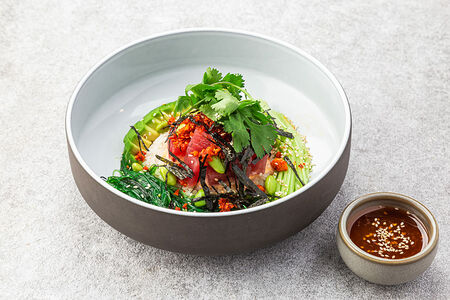 Поке с тунцом