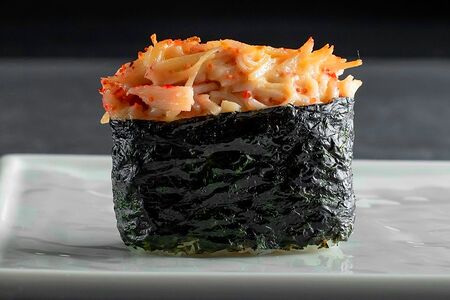 Гункан запеченный Спайси-краб