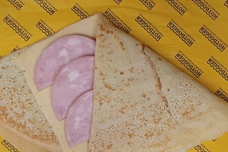 Блин ветчина-сыр