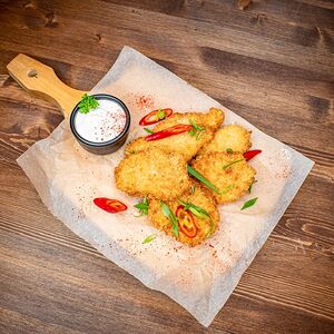 Стрипсы куриные с соусом