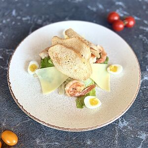 В стиле Цезарь с креветками