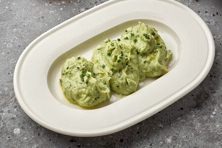 Пюре картофельное в соусе песто