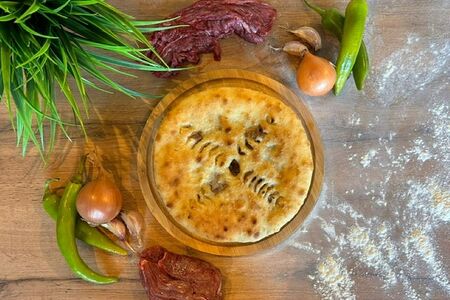 Пирог с мясом маленький