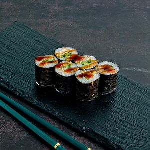 Ролл с угрем