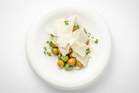 Маринованные оливки