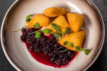 Жареный сыр сулугуни