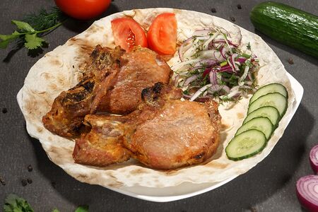 Шашлык из свинины на кости