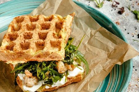 Вафли с креветками