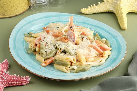 Паста с морепродуктами в сливочном соусе