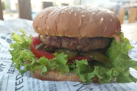 Бургер с говядиной