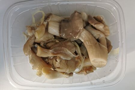 Вешенки маринованные