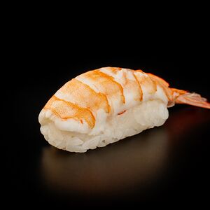 Суши с креветкой