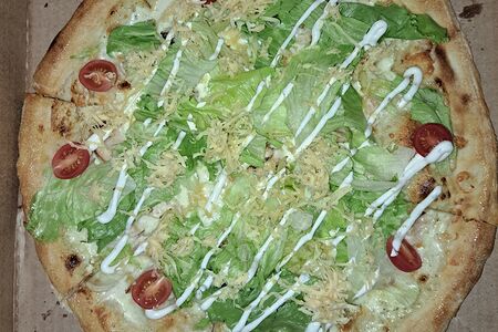 Цезарь с курицей