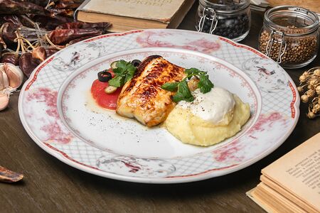 Чёрная треска, запеченная в азиатском соусе