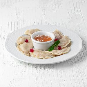 Вареники с яблоком, медом и корицей