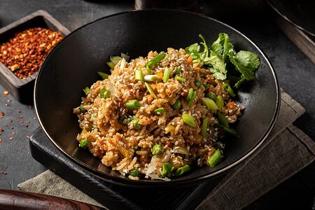 Рис с овощами и яйцом