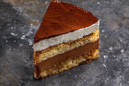 Бисквитный торт Тирамису