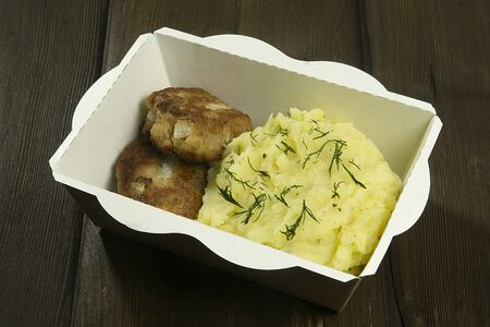 Котлеты и пюре