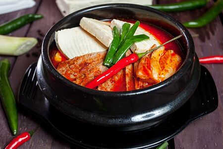 Кимчи тиге c говядиной