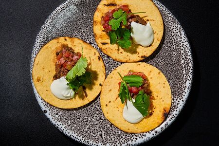 Тако с рваной говядиной