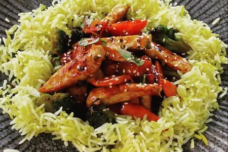 Куриный вок с устричным соусом